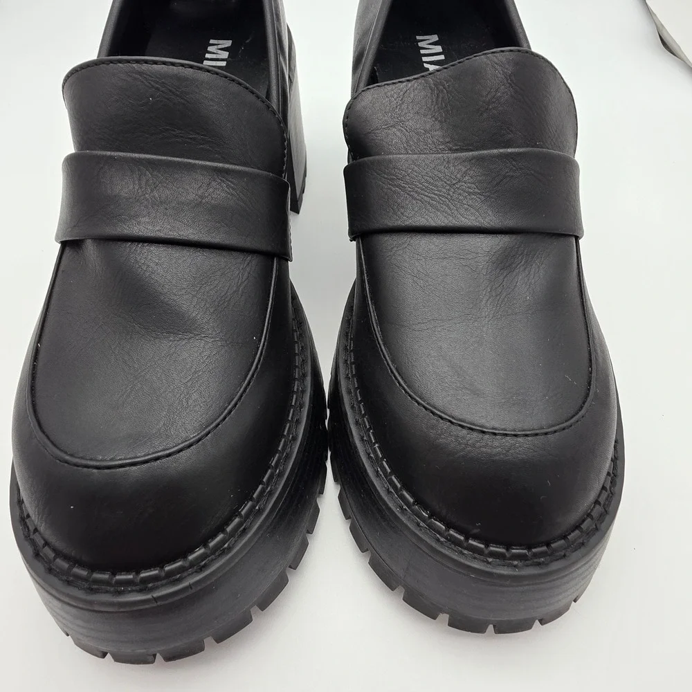 MIA Platform Penny Loafers Women 9 Black Chunky Heel 90s Style Bratz Goth Preppy